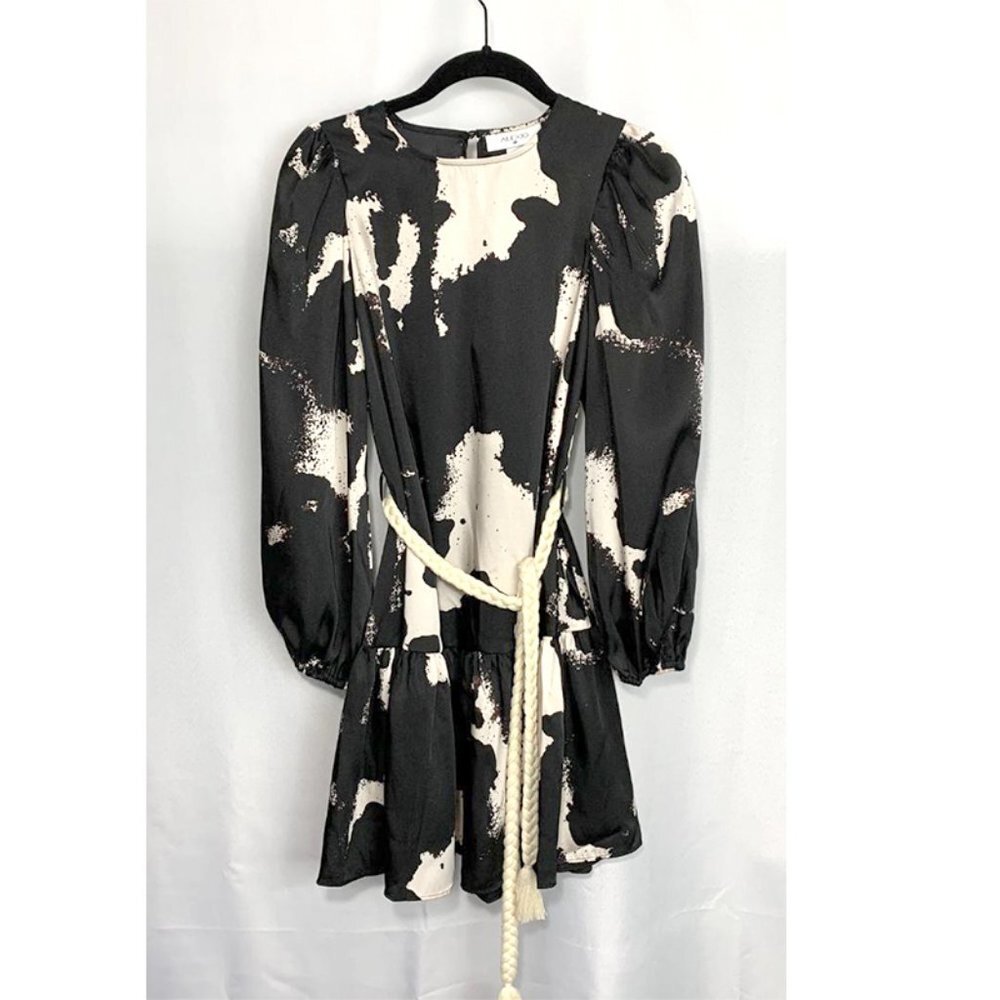 NWT ALEXIS X TARGET Rope belt tiered mini dress - Picture 3 of 5